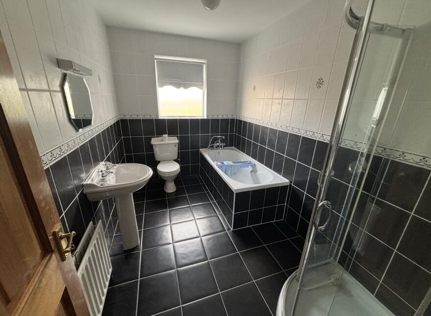 Portnoo Road, Ardara, F94PW24
