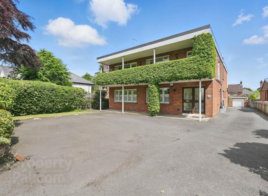 66a Osborne Park, Belfast, BT9 6JP photo