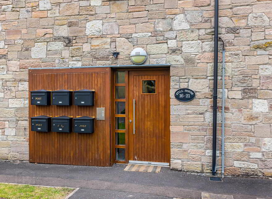 17 The Old Distillery, Park Way, Comber, BT23 5FY