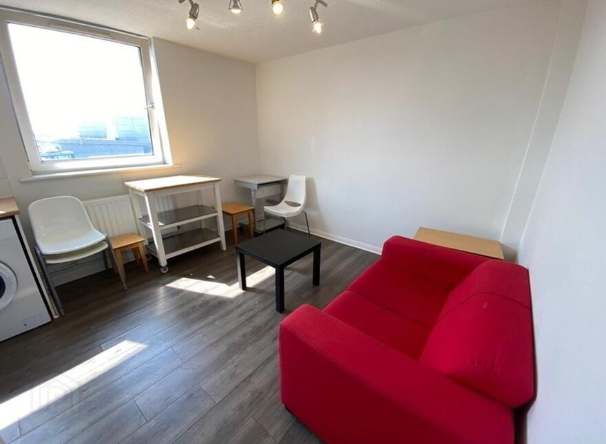 703 Bradbury Court, 10 Jubilee Road, Belfast, BT9 7JL