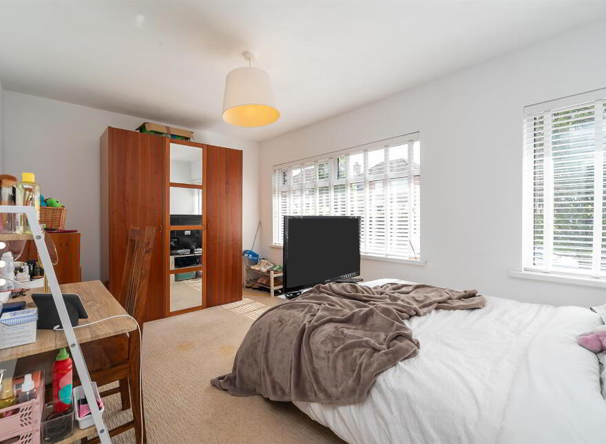 15 Lenaghan Park, Saintfield Road, Belfast, BT8 7JA