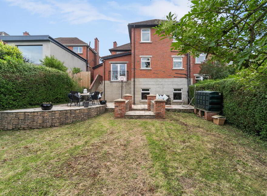 15 Lenaghan Park, Saintfield Road, Belfast, BT8 7JA