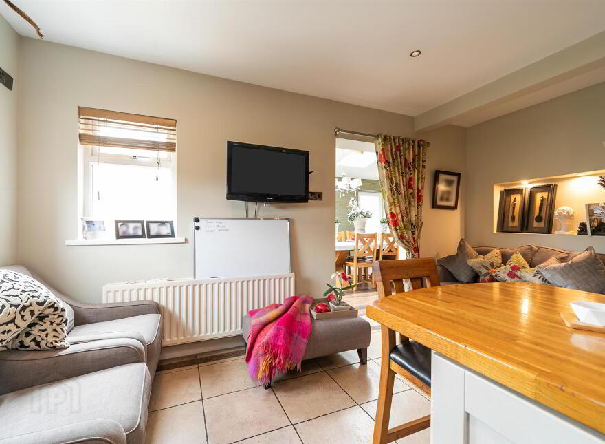15 Lenaghan Park, Saintfield Road, Belfast, BT8 7JA