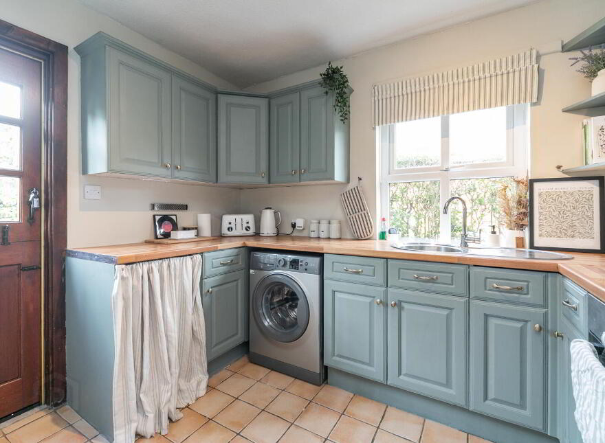 30 Wandsworth Gardens, Belfast, BT4 3NL