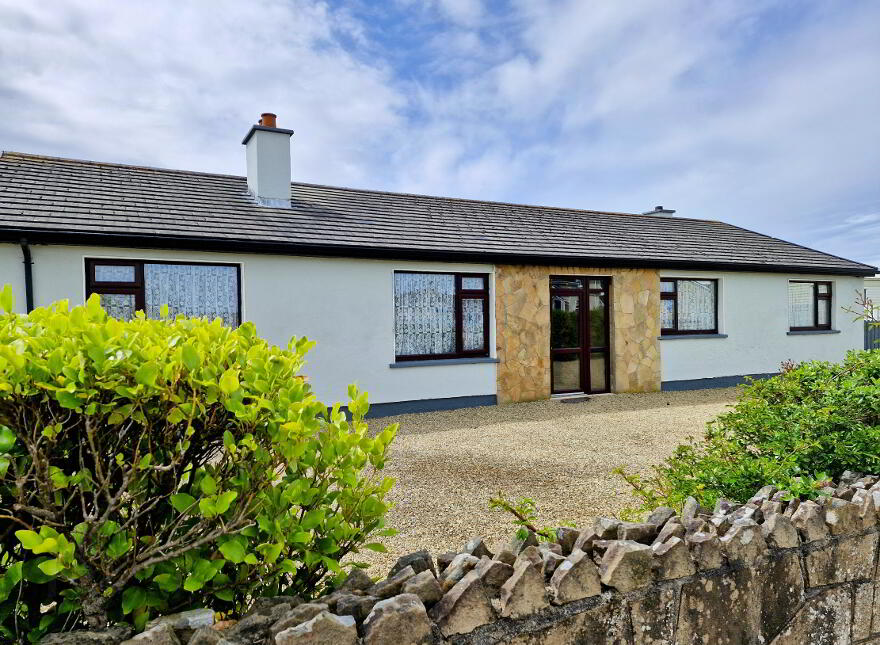 Tullan Strand Road, Bundoran, F94TN88