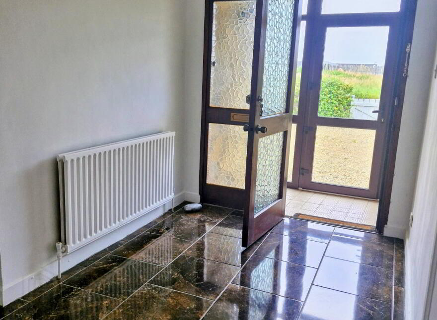 Tullan Strand Road, Bundoran, F94TN88