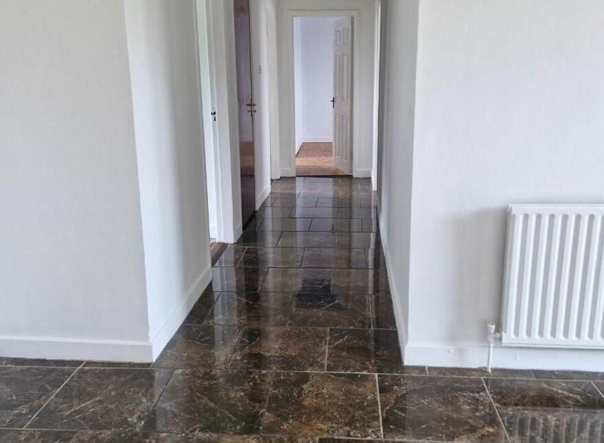 Tullan Strand Road, Bundoran, F94TN88