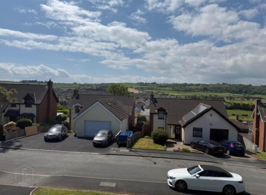 8 Fairview Avenue, Whitehead, Carrickfergus, BT38 9NU