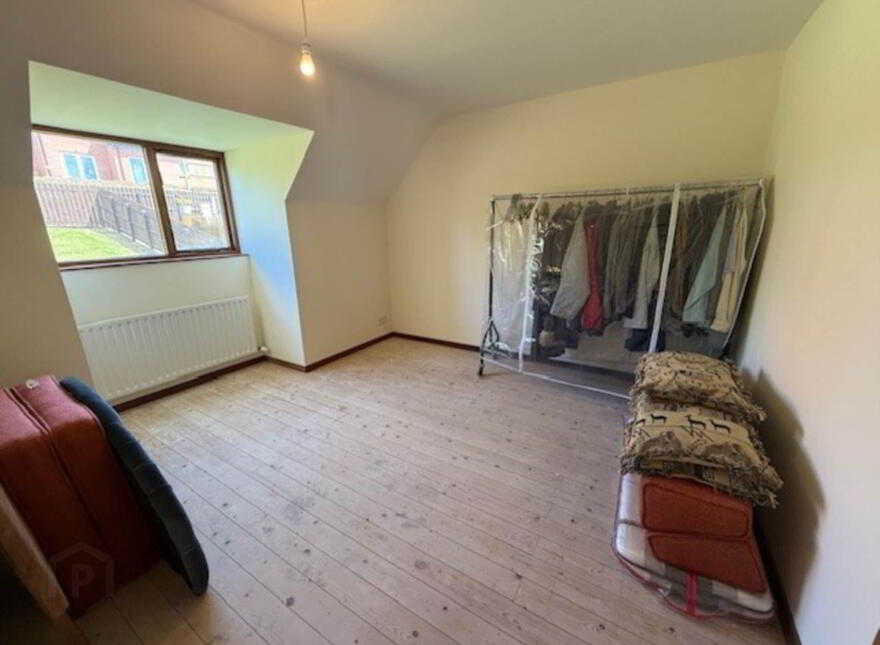 8 Fairview Avenue, Whitehead, Carrickfergus, BT38 9NU