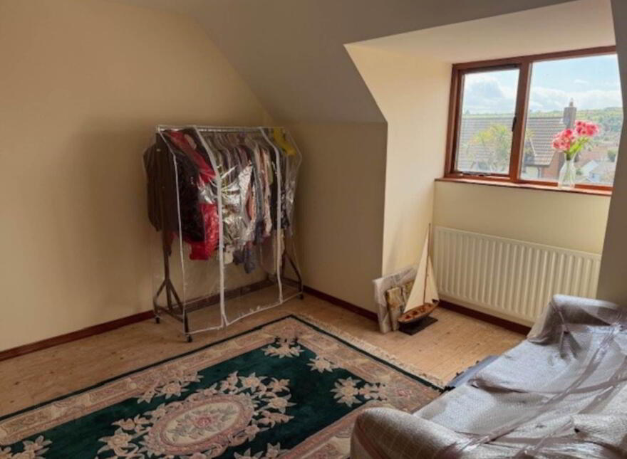 8 Fairview Avenue, Whitehead, Carrickfergus, BT38 9NU