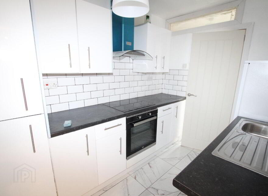 1 Grove Street East, Belfast, BT5 5GG