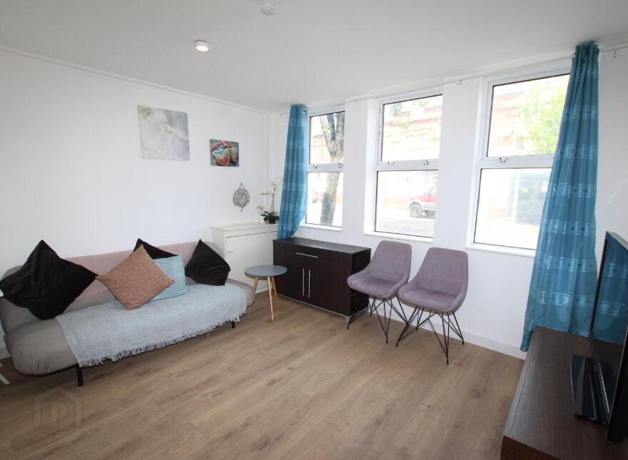 1 Grove Street East, Belfast, BT5 5GG