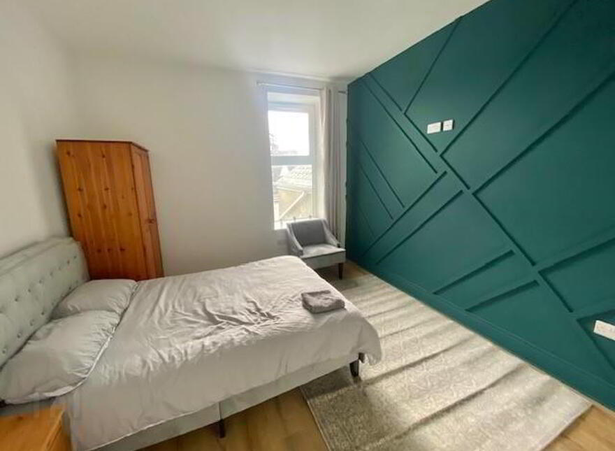 9 Ebrington Terrace ROOM LET, Londonderry, BT47 6JS