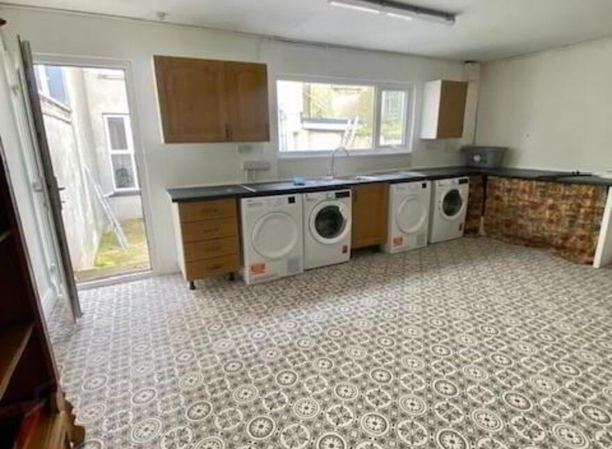 9 Ebrington Terrace ROOM LET, Londonderry, BT47 6JS