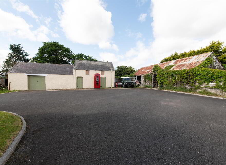 67 Ballycrune Road, Hillsborough, BT26 6NH
