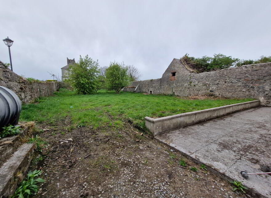 "Tir Aedha", Main Street, Ballyshannon, F94TW21