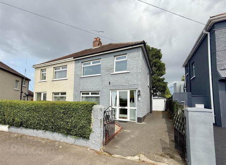 31 Carnamena Avenue, Belfast, BT6 9PJ photo