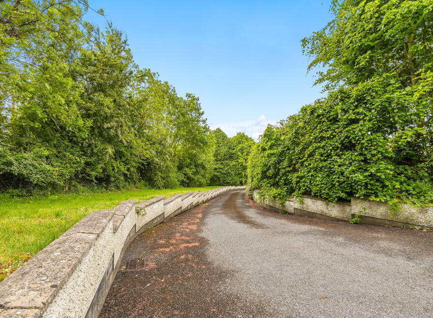 Ballymurphy, Tullow, R93HF99