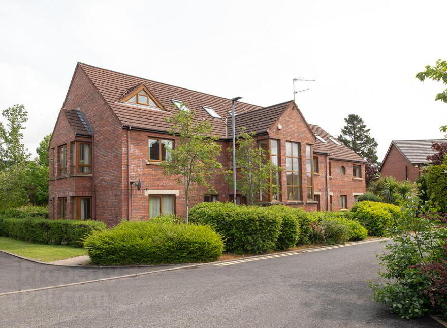 8 Spinnaker Court, Newtownabbey, BT37 0FL photo