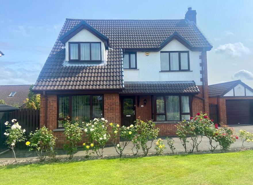 10 Baird Crescent, Carrickfergus, BT38 7XD photo