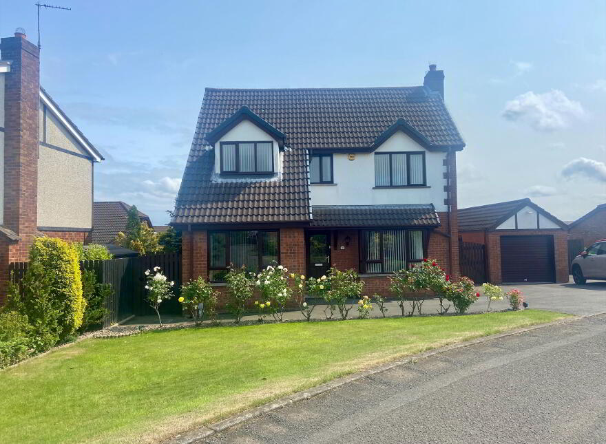 10 Baird Crescent, Carrickfergus, BT38 7XD photo