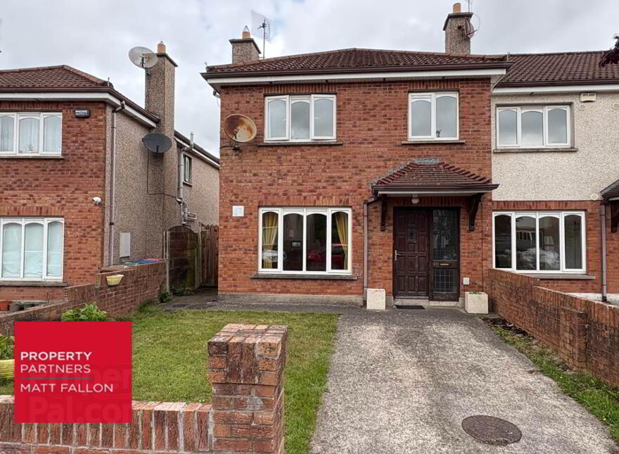 231 Eagle Valley, Wilton, Cork, T12E70X photo