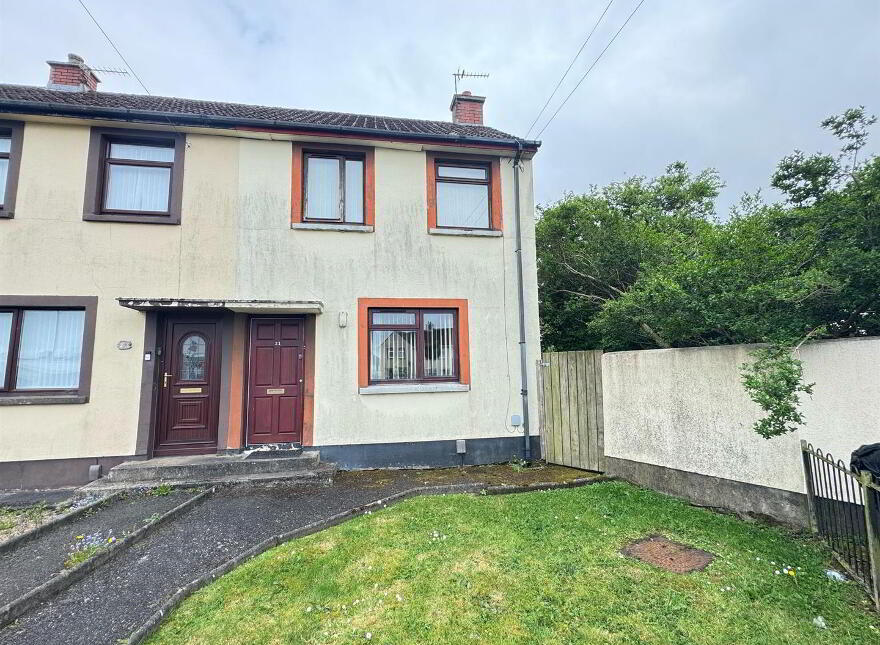 21 Queens Park, Ballyclare Road, Newtownabbey, BT36 5HS photo