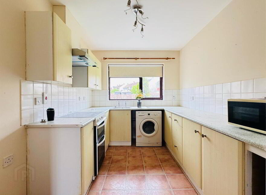 21 Queens Park, Ballyclare Road, Newtownabbey, BT36 5HS