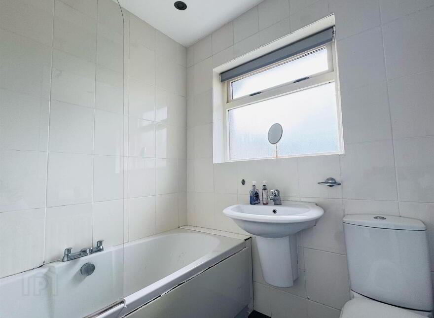21 Queens Park, Ballyclare Road, Newtownabbey, BT36 5HS