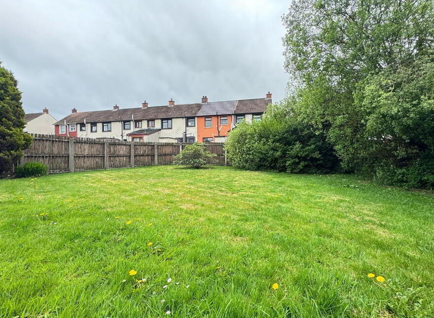 21 Queens Park, Ballyclare Road, Newtownabbey, BT36 5HS