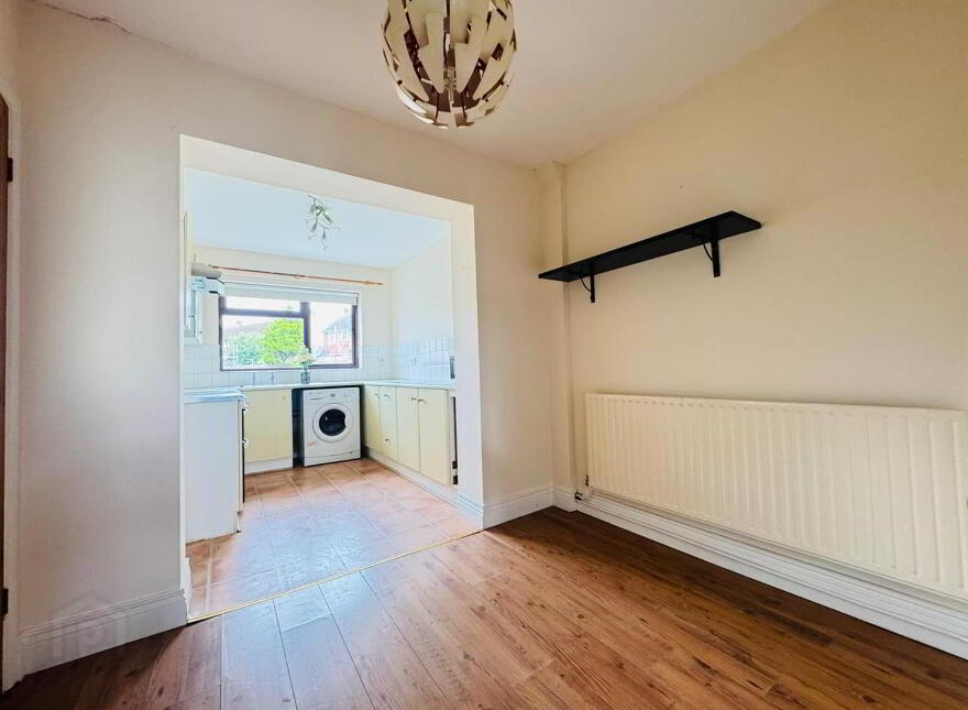 21 Queens Park, Ballyclare Road, Newtownabbey, BT36 5HS