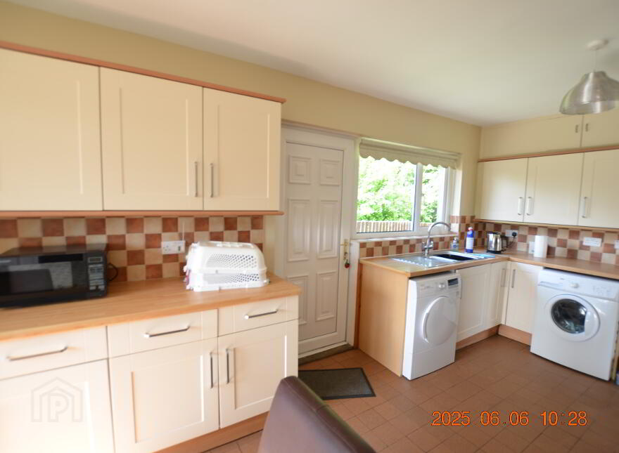 82 Banbridge Road, Dromara, BT25 2NE