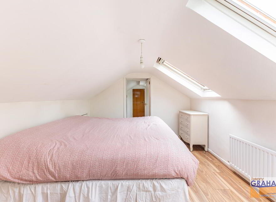 14 Moss Road, Lisburn, BT27 4NW