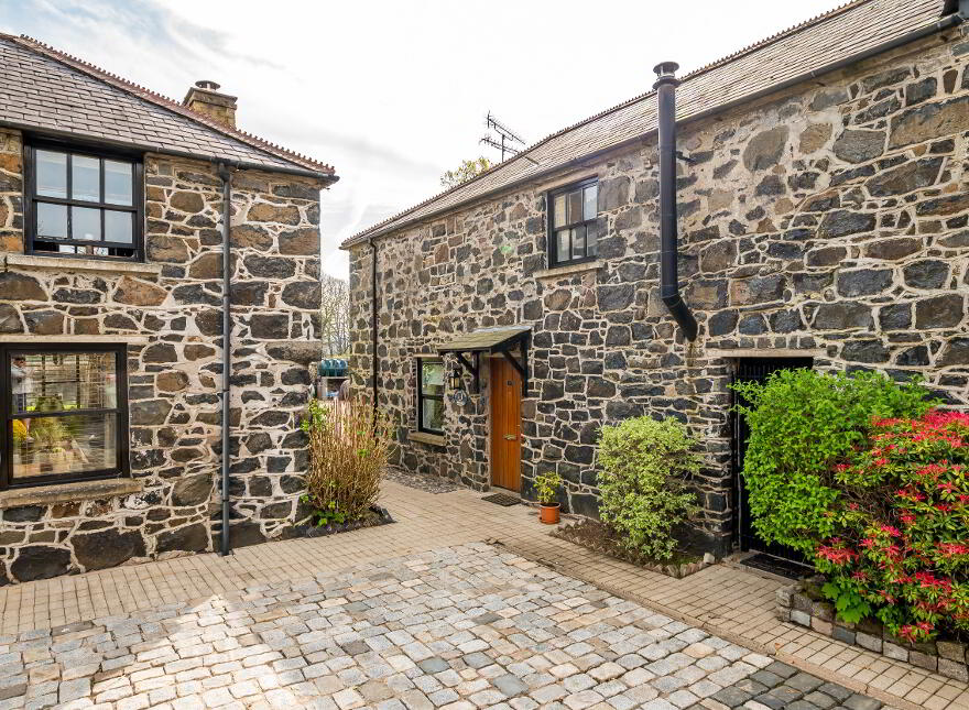 Blackstone Cottage, 3 Ballygarvey Mews, Ballygarvey Road, Ballymena, BT43 7JT photo