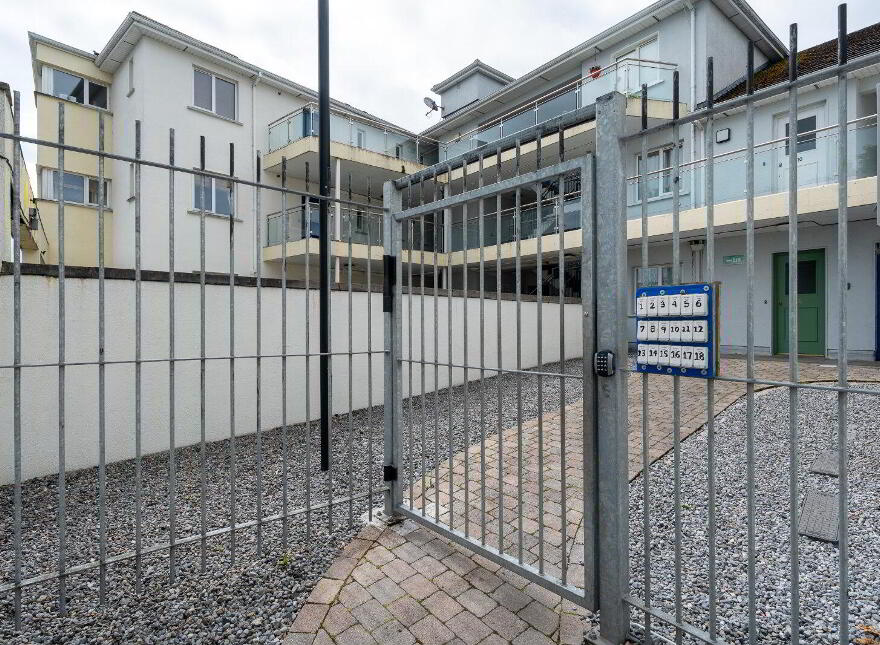 3 Cuirt An Oir, Athlone Road, Longford Town, N39KW44