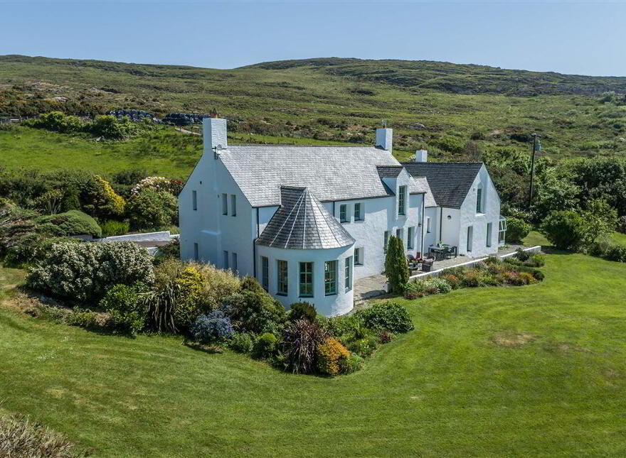 Four Blues Gloun, Schull, West, P81V202