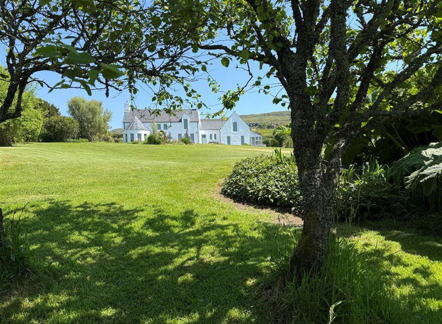 Four Blues Gloun, Schull, West, P81V202