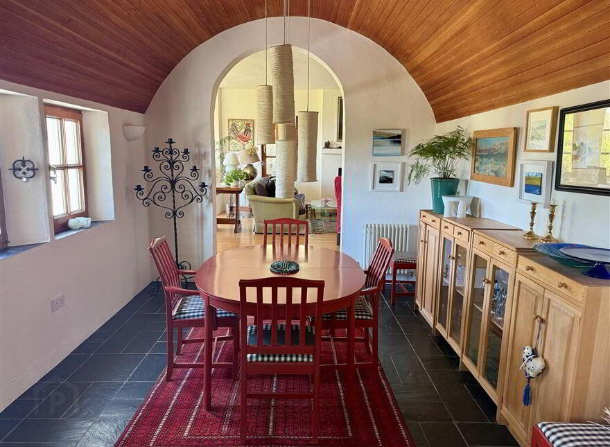 Four Blues Gloun, Schull, West, P81V202