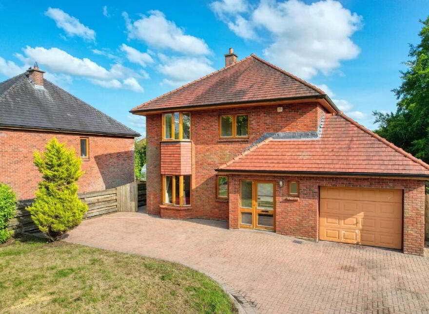 4 Pine Grove, Clonbalt Wood, N39CK15 photo