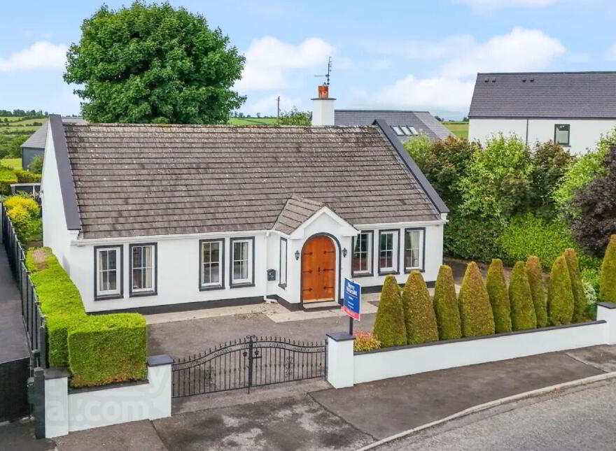 Mayfield, Claremorris, F12FP83 photo