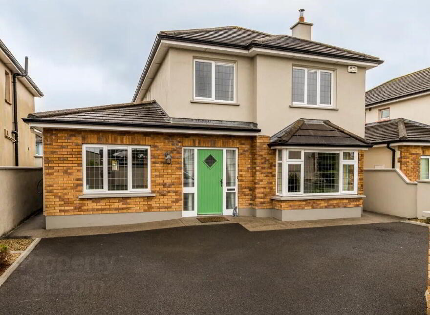 25 Castle Manor, Racecourse Road, F42HW28 photo