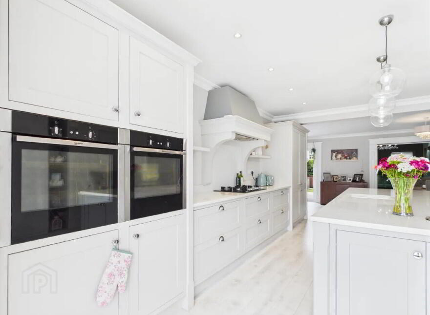 15 Hazelwood, Dublin Road, Thurles, E41T1D2