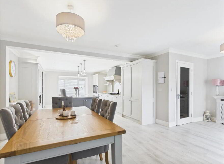 15 Hazelwood, Dublin Road, Thurles, E41T1D2