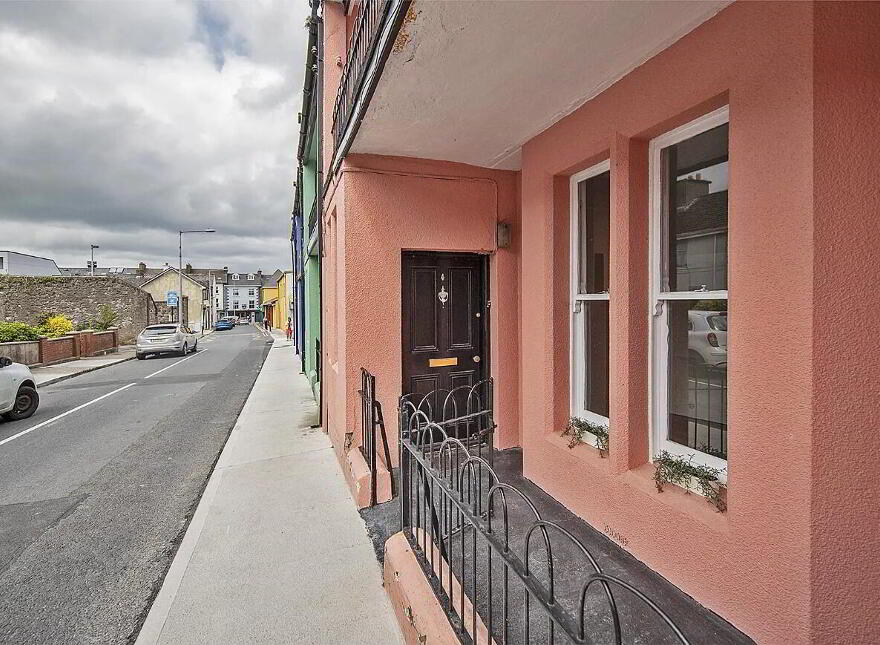 4 Western Terrace, Dungarvan, X35HD76