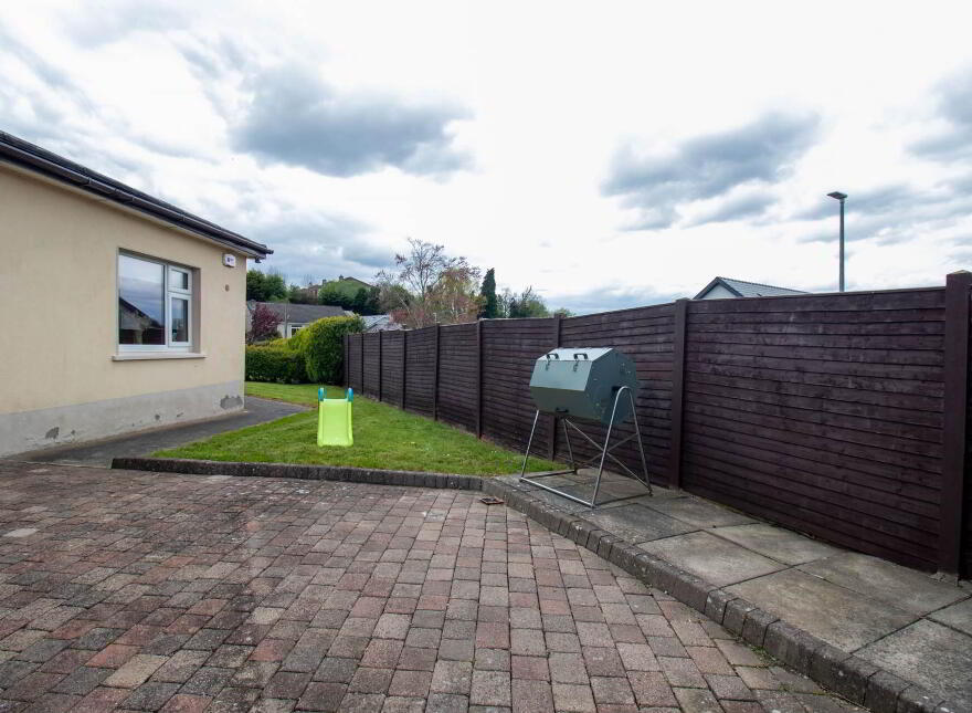 Halcyon, Drumalee, Cavan Town, H12X066
