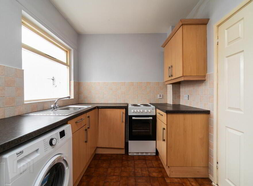 93 Edenderry Village, Belfast, BT8 8LG