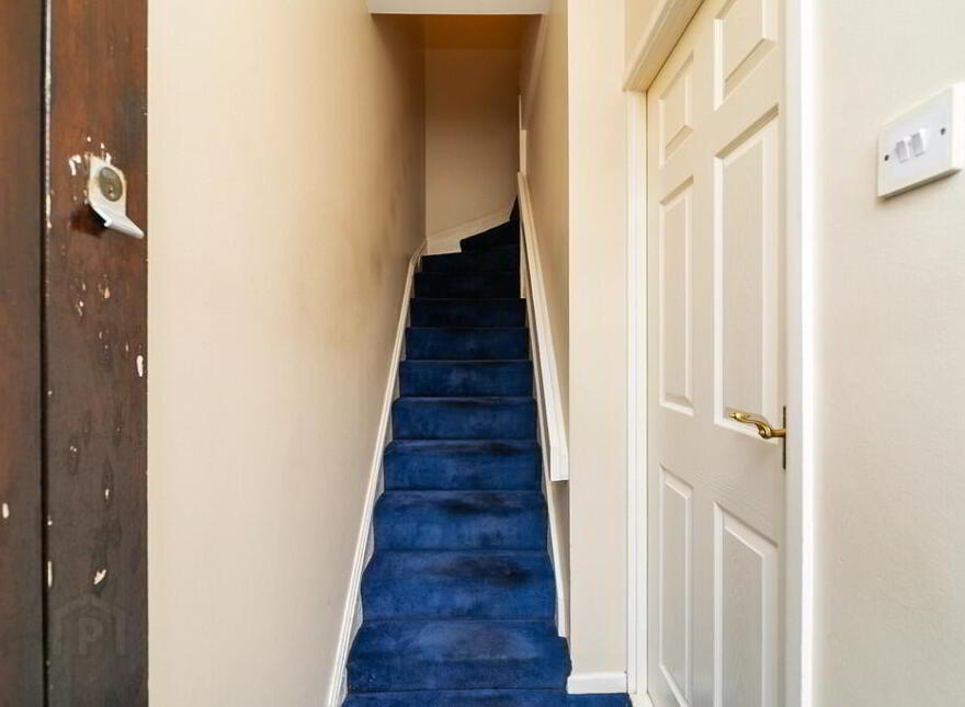 93 Edenderry Village, Belfast, BT8 8LG