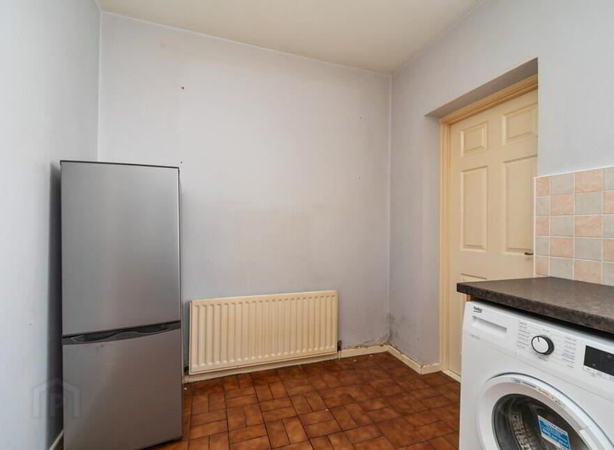93 Edenderry Village, Belfast, BT8 8LG