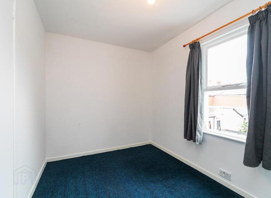 93 Edenderry Village, Belfast, BT8 8LG
