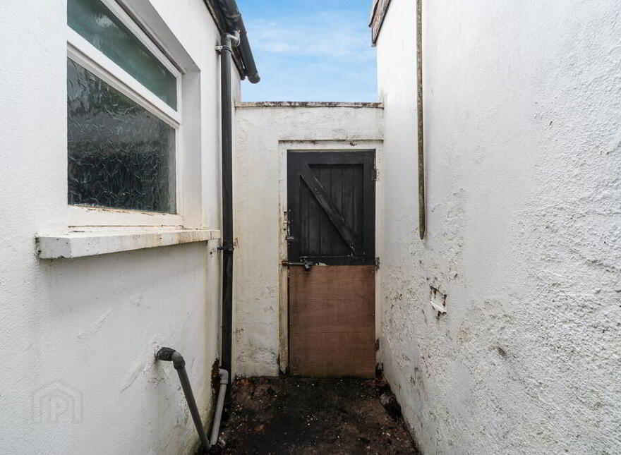 93 Edenderry Village, Belfast, BT8 8LG